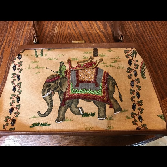 Pretty Vintage Beaded Elephant Canvas Bag! - Picture 2 of 13